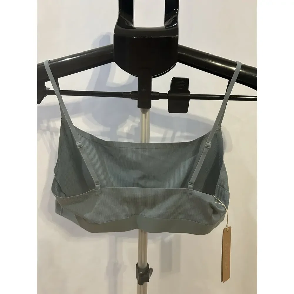 NWT SKIMS Women's Gray Sports Bra Size M - Picture 5 of 6